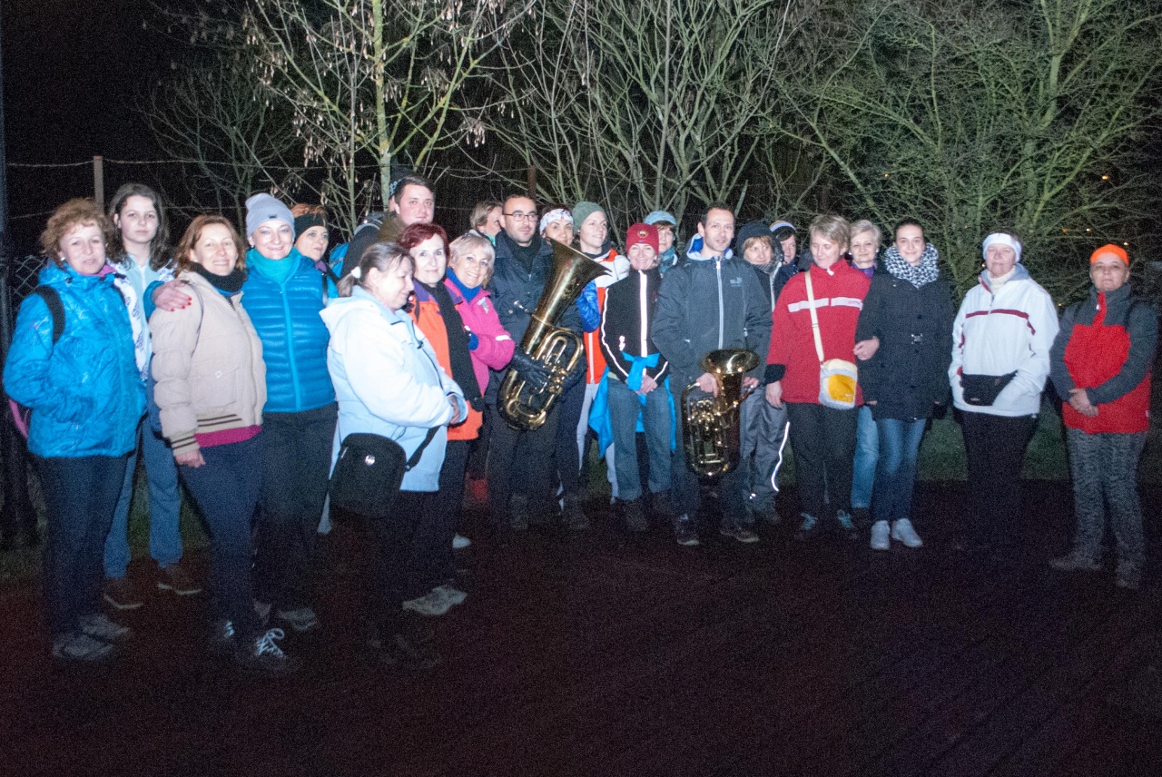 „Bevisszük a leányokat az erdőbe"
