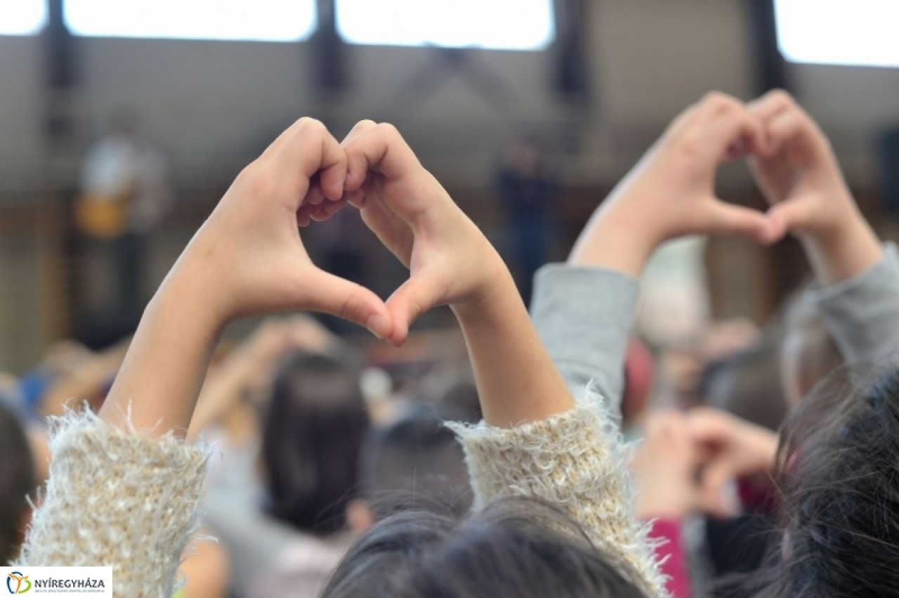 Énekelj a boldogságért!