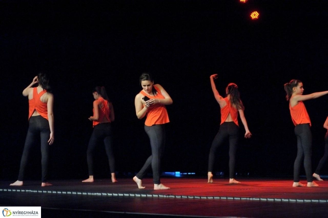 Táncshow a biztonságért