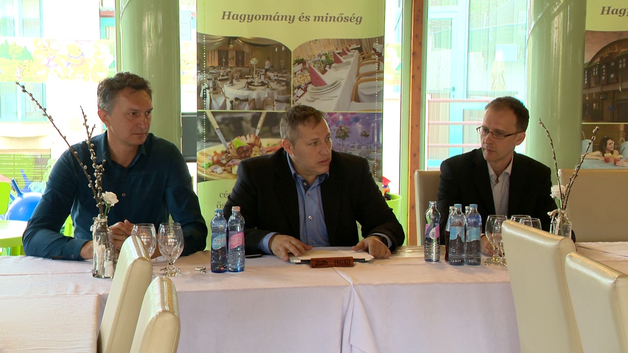 Kosárlabda emléktorna