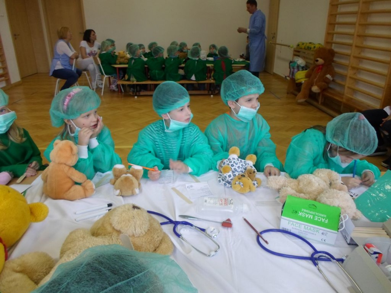 Mackó Kórház a Szent Miklós-óvodában