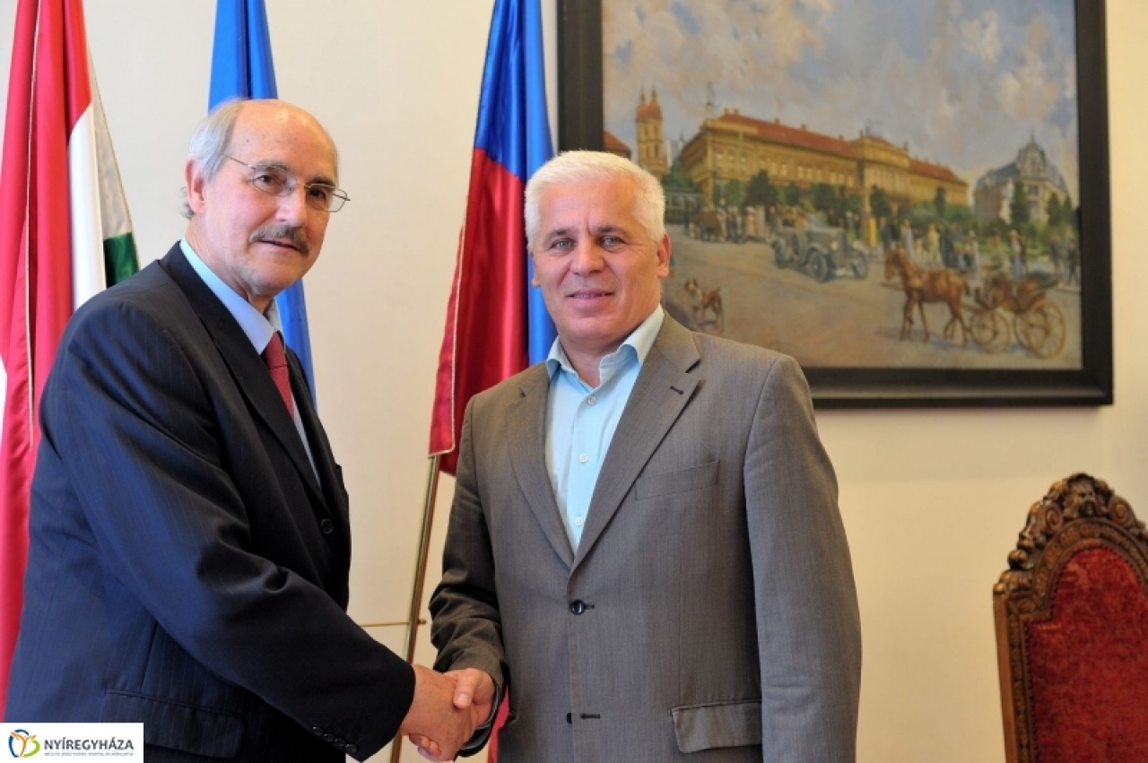 Főkonzuli látogatás