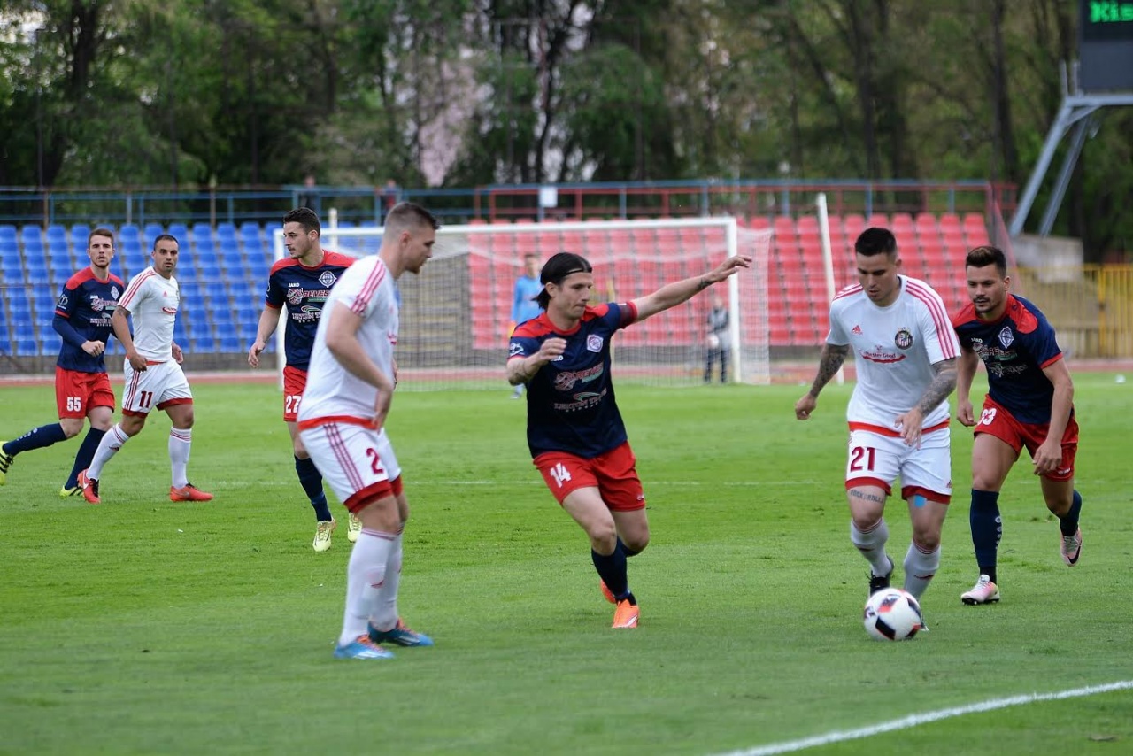 A Békéscsaba érkezik