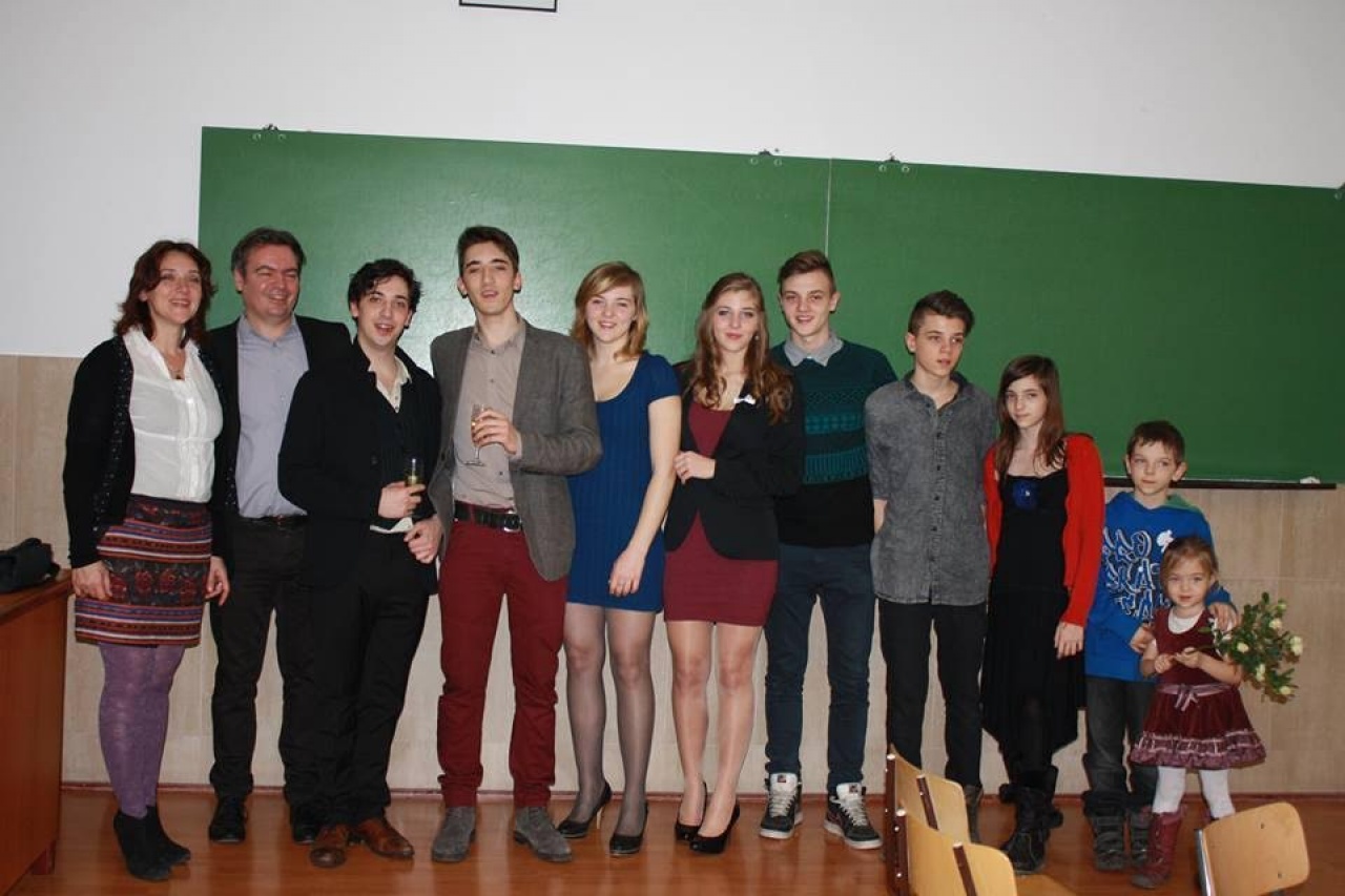 Évente tizenegy szülinap a Tóth családban