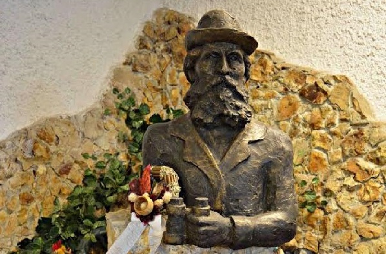 „Évente egy nap szenteltessék  a madarak és fák védelmében”