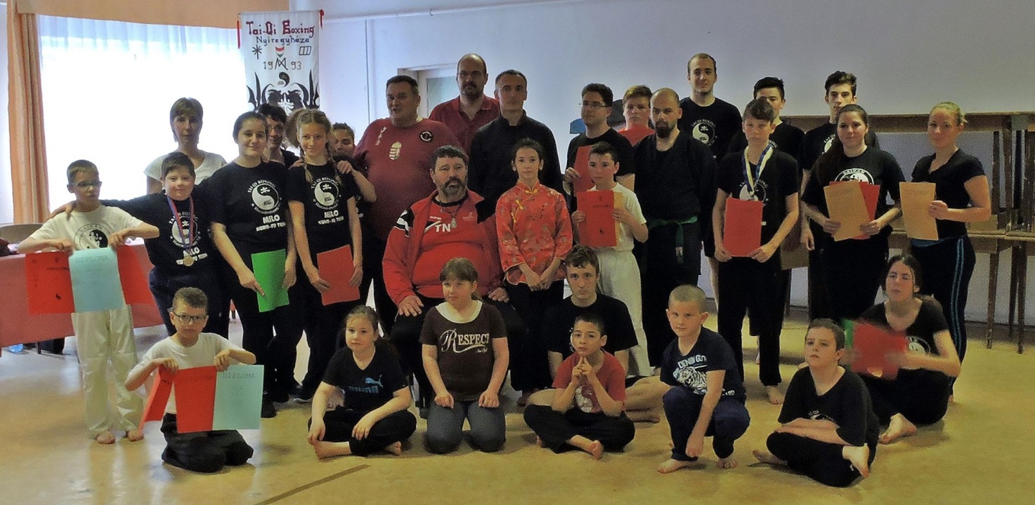 Vizsga és területi stílus bajnokság