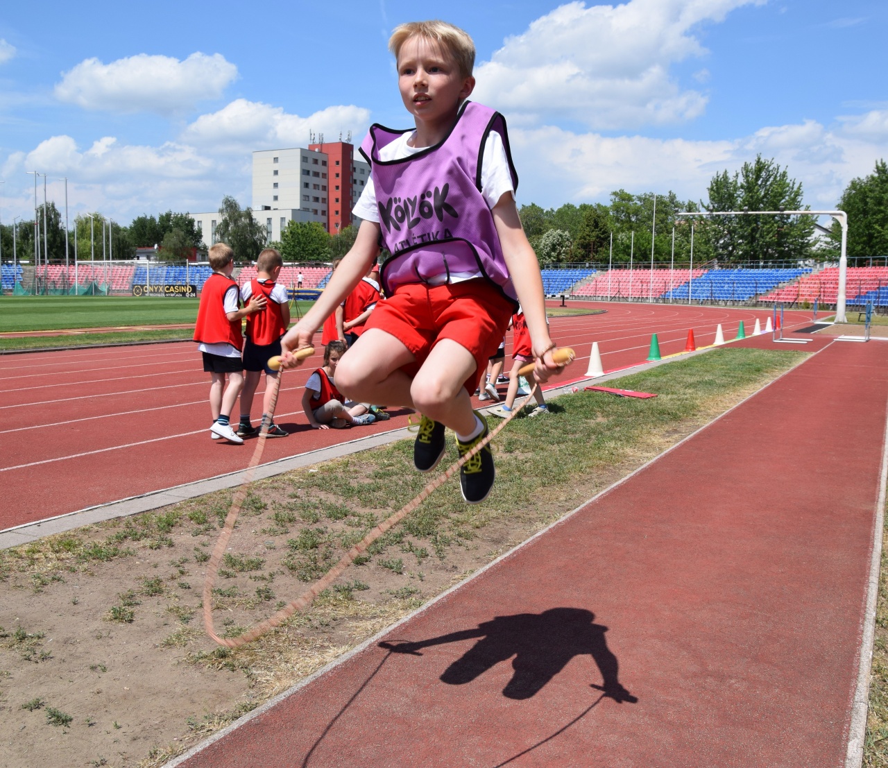 Kölyök Atlétika a stadionban