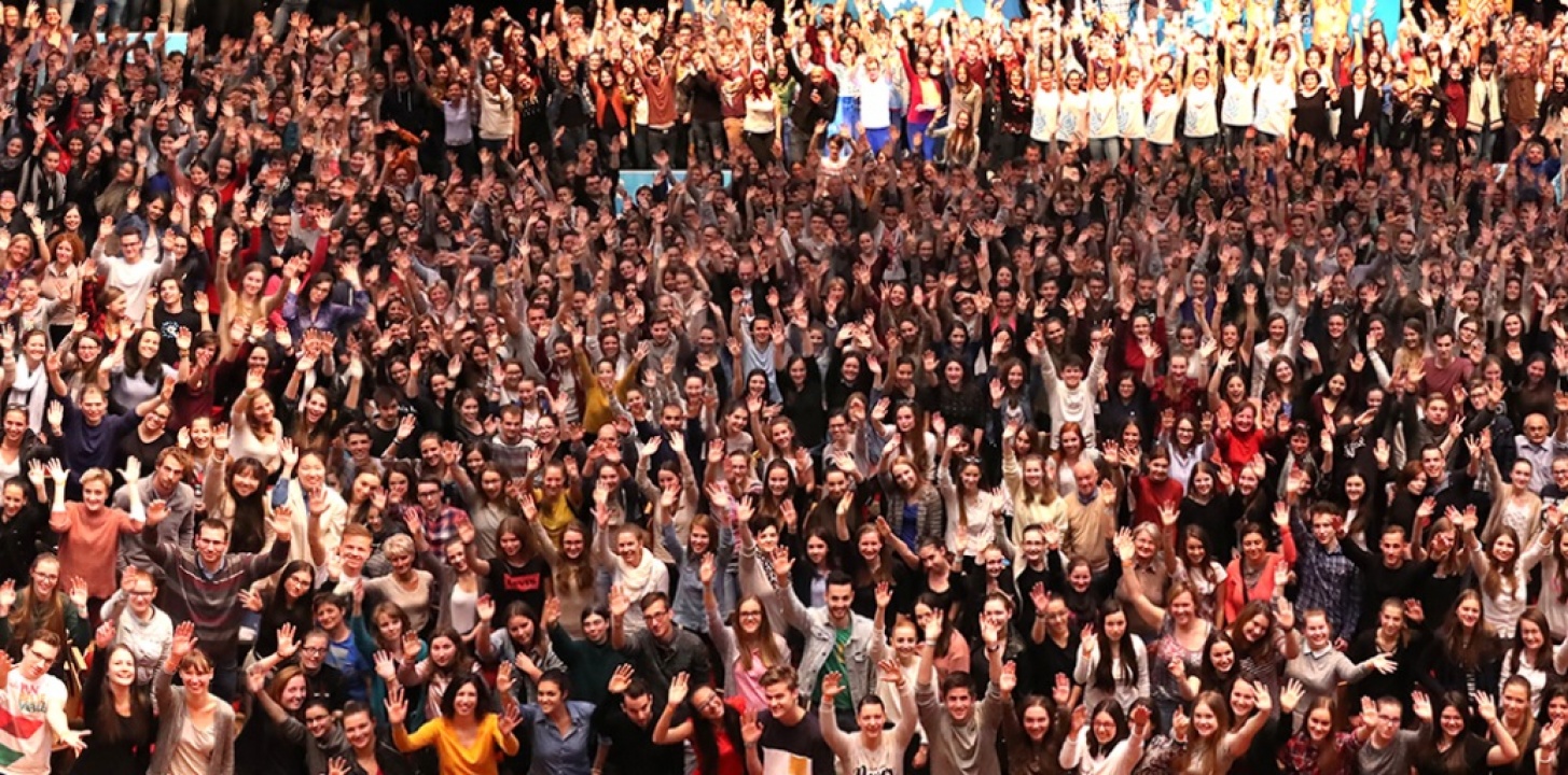 Csúcs! 3 és fél ezer önkéntes lesz a vb-n!