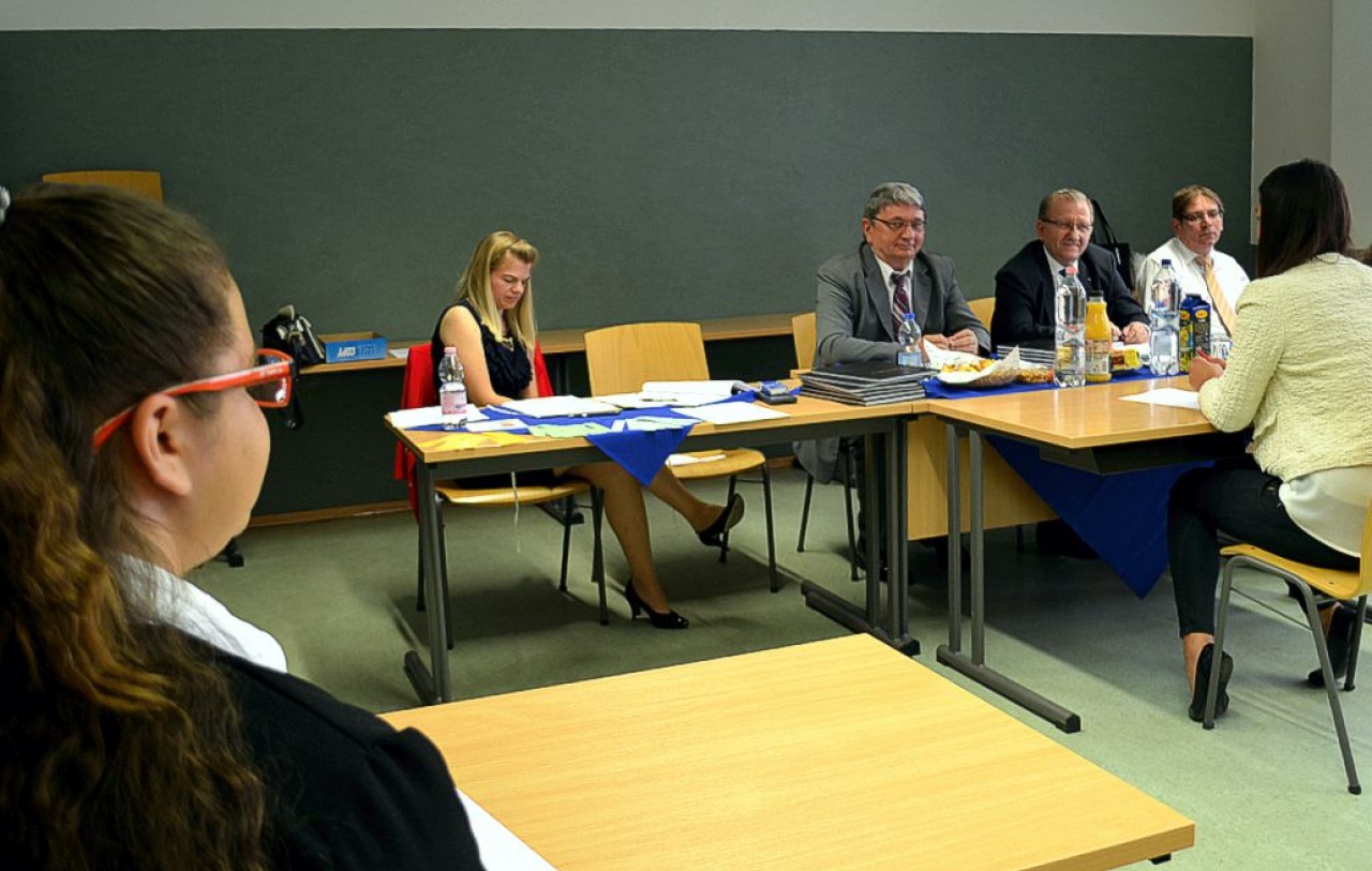 Megkezdődtek a záróvizsgák a Nyíregyházi Egyetemen