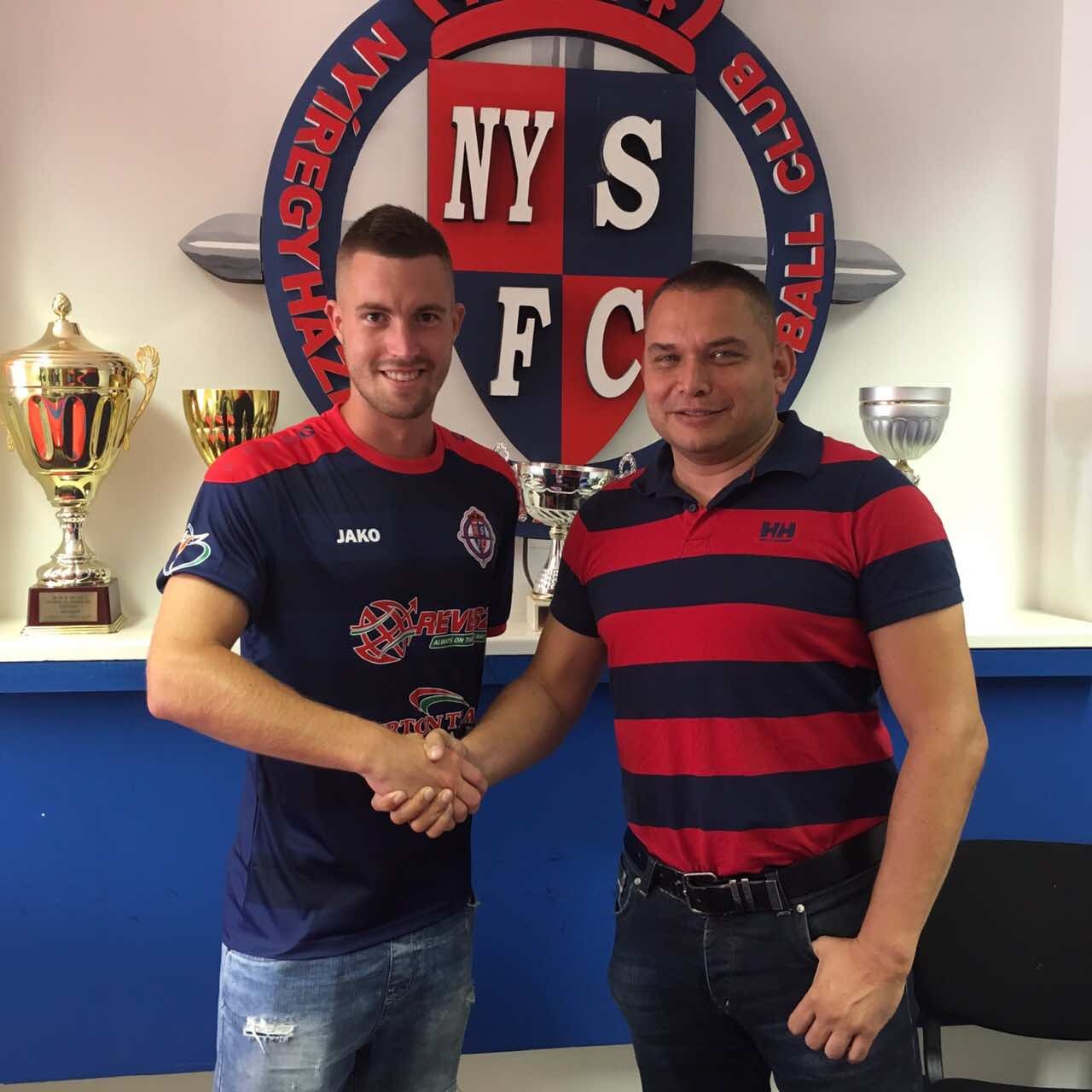 Újabb játékosok a Szparinál