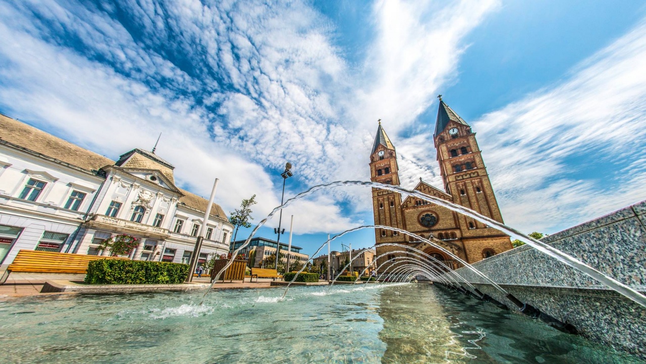 Csodájára járnak a belvárosi csobogóknak