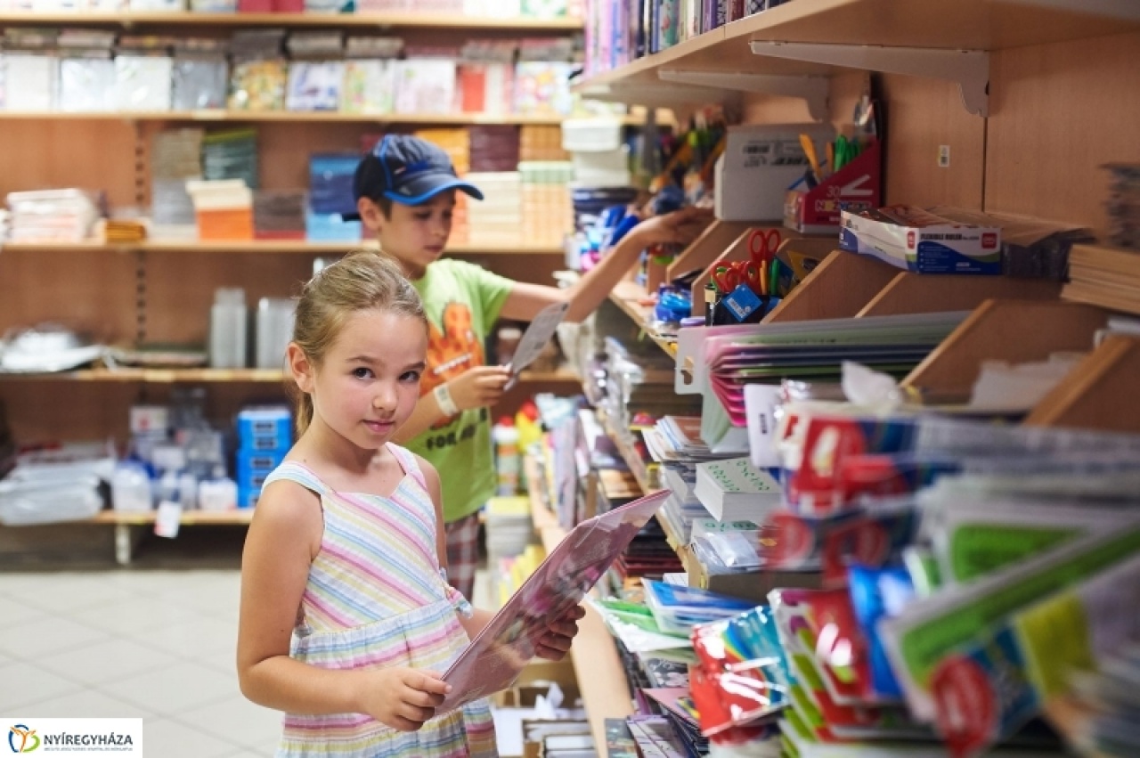 Elkezdődött a roham az írószerekben