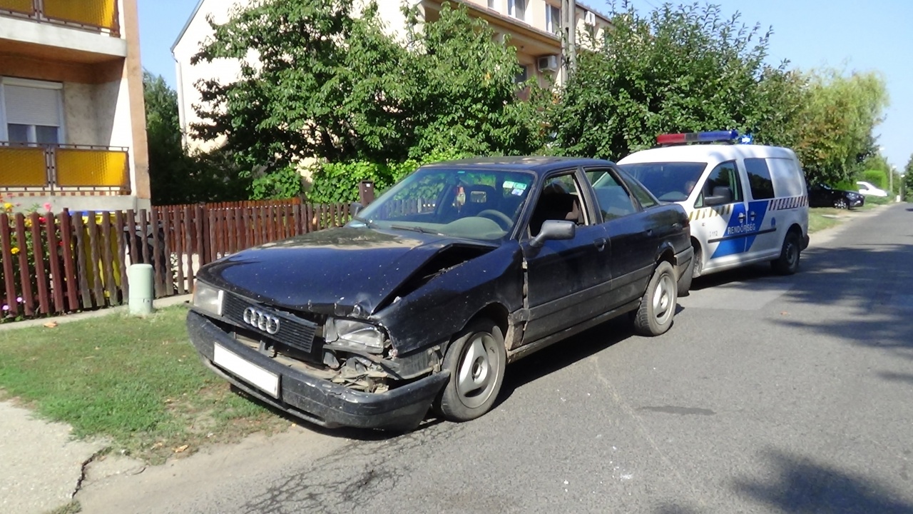 Baleset a Legyező utcában