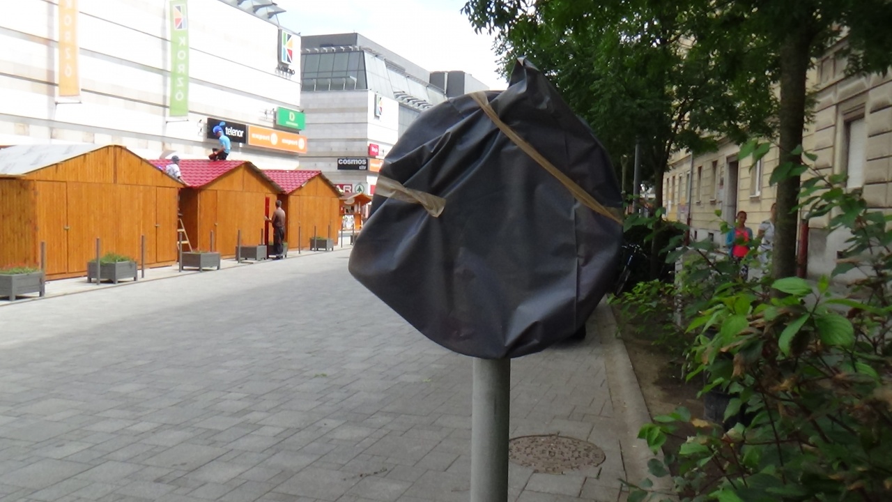 Kerékpárosok kitiltva