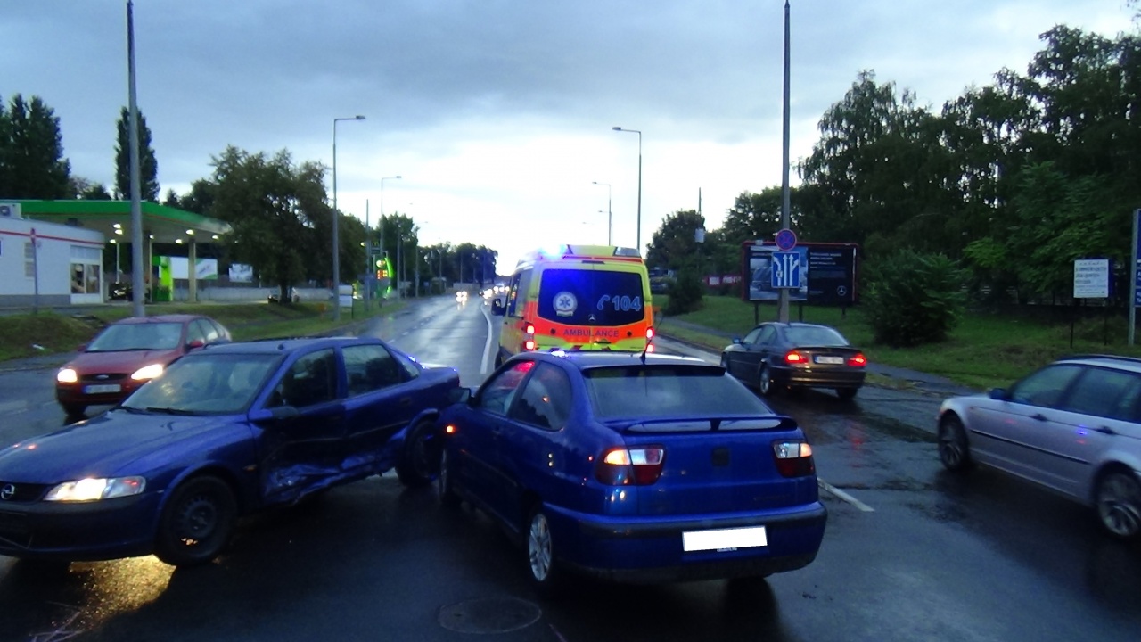 Baleset a Jég utcán