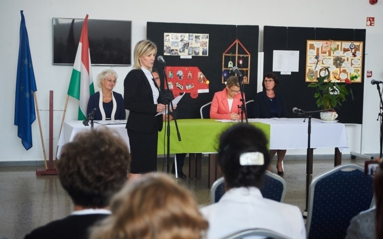 Rövidhírek szeptember 5-én