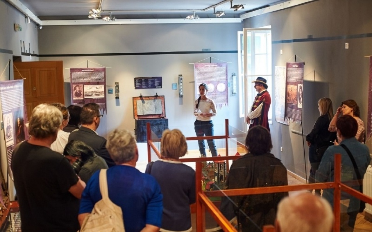 Fejedelmi Ősz a múzeumban