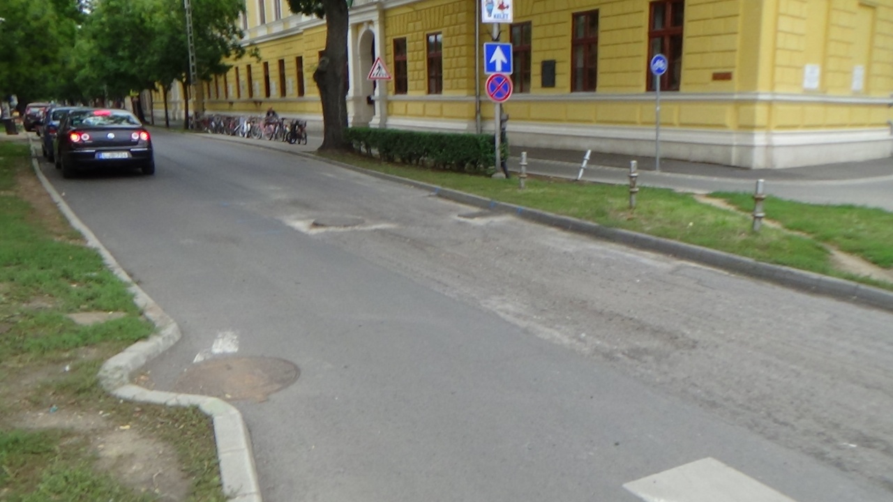 Útfelmarás lassítja a közlekedést