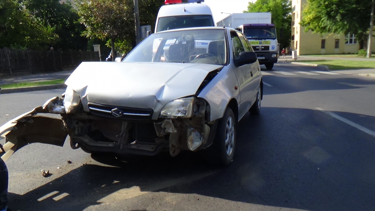 Ismét baleset a Sóstói úton