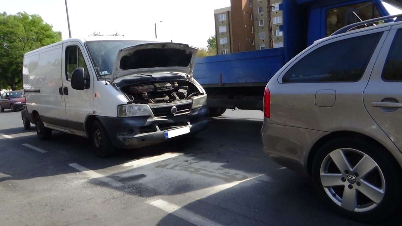 Ráfutásos baleset a kórháznál