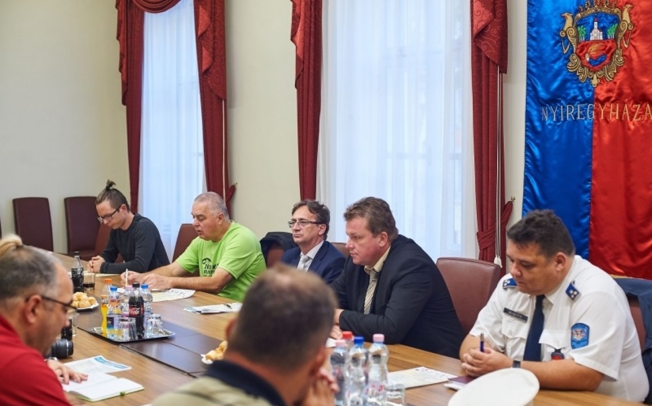 Autómentes Nap! – pénteken