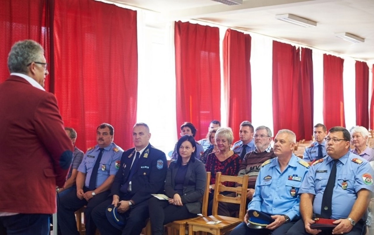 Értéket mentenek, értéket őriznek a tűzoltók