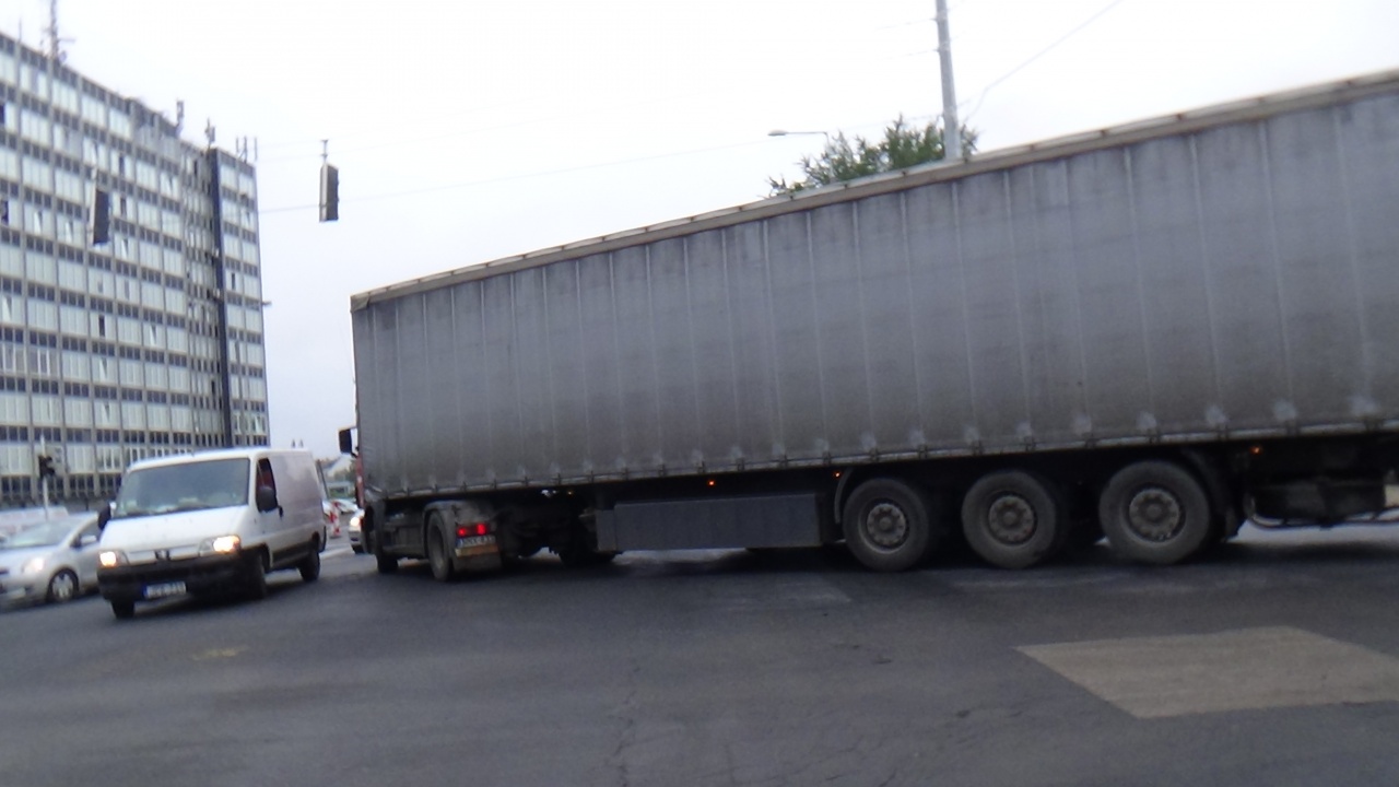 Ezért ne haladjon holttérben!