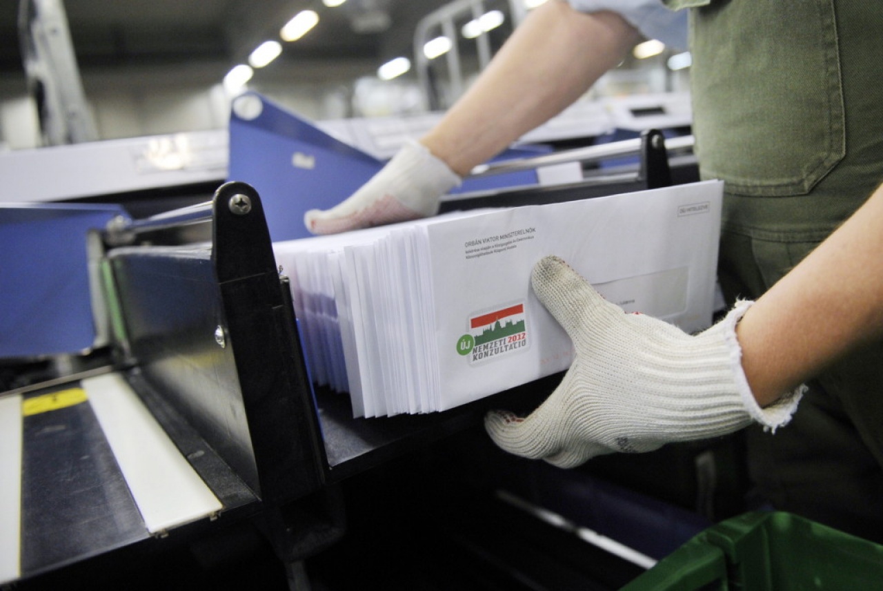 Hét kérdéskör szerepel majd a nemzeti konzultációs íven