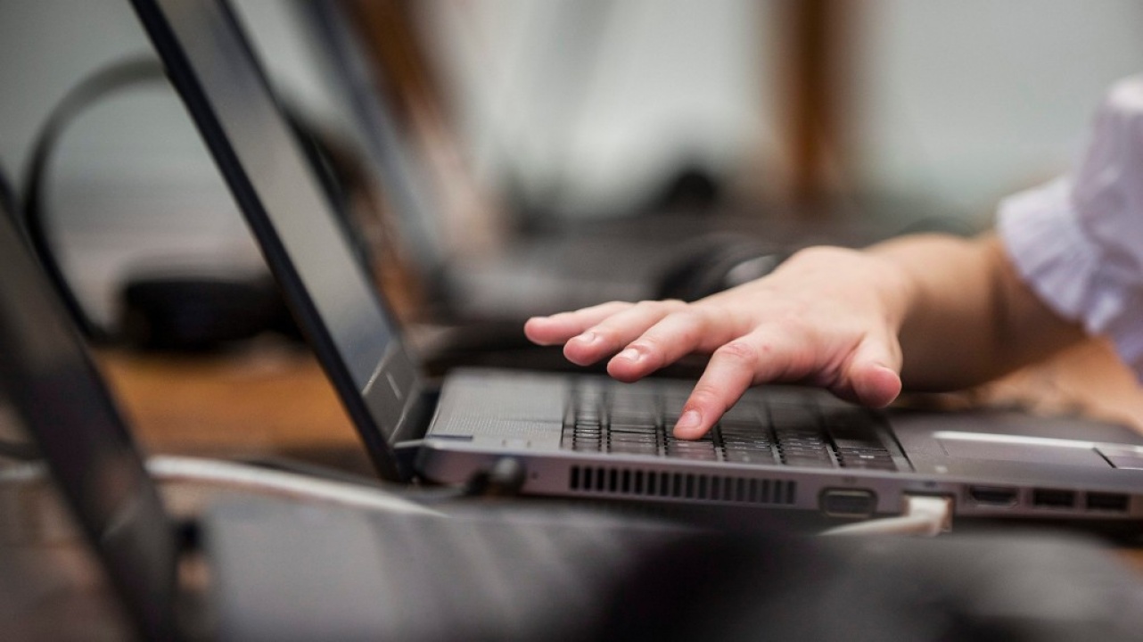 Ismét programozóversenyen csaphatnak össze kezdők és profik