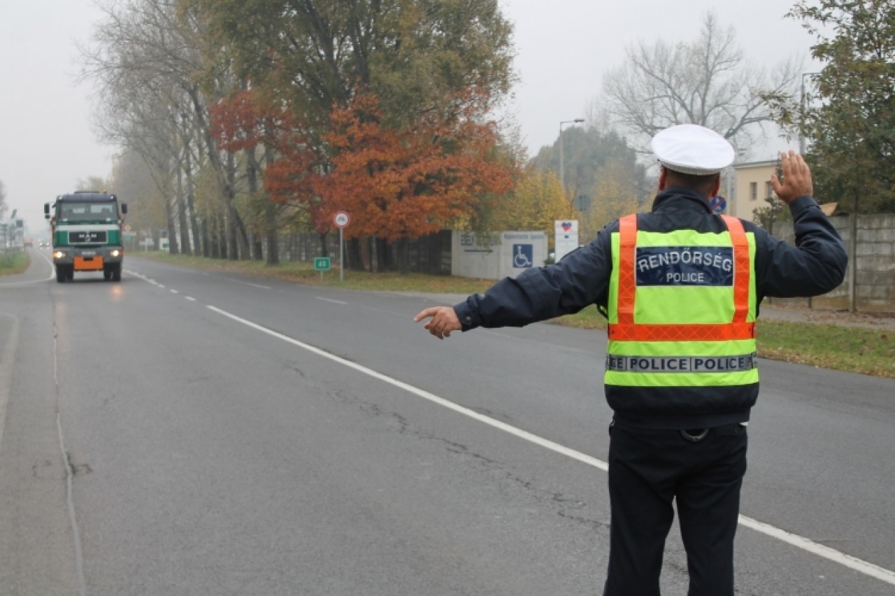 Átfogó ellenőrzést tartottak a 36-os számú főúton