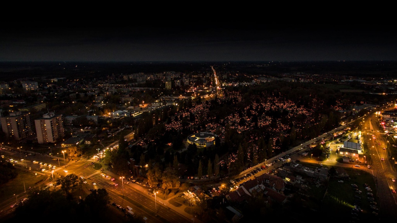 Égig érnek a fények