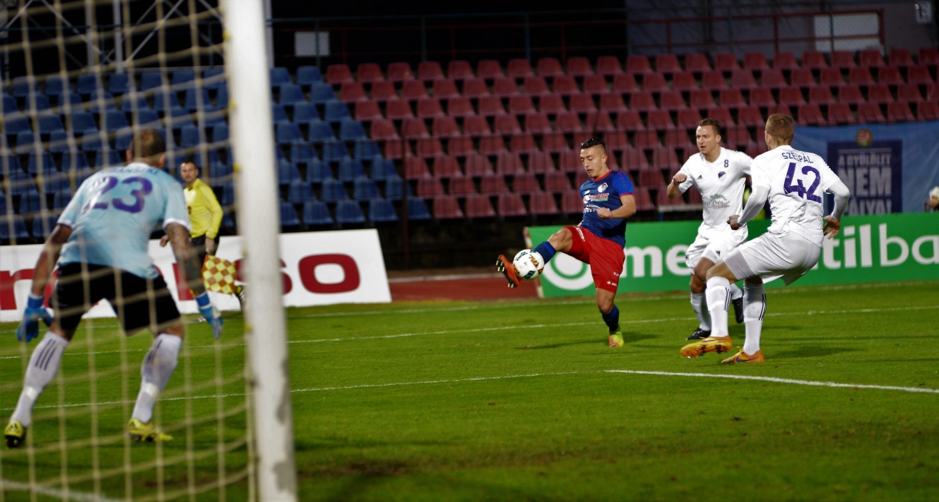 Színház után, meccs előtt