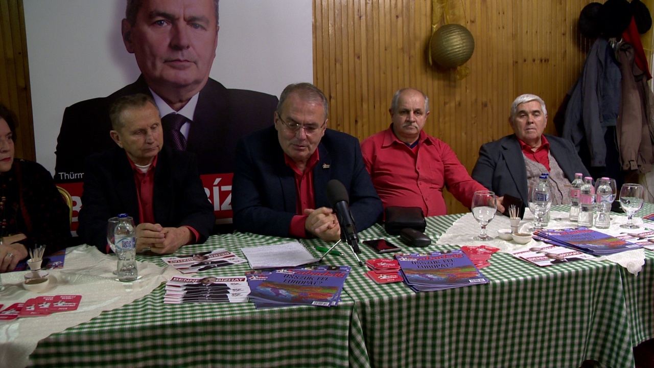 Meg kell védeni Magyarországot!