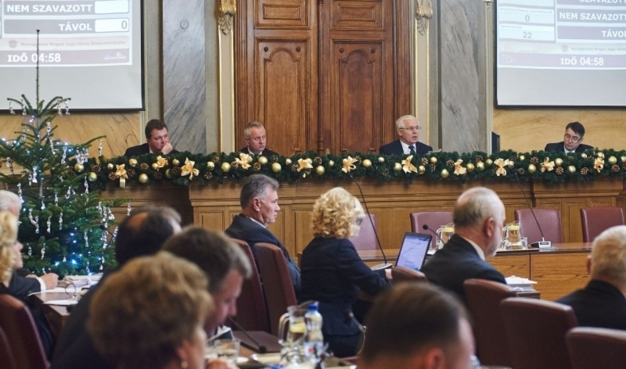 Stratégiai együttműködés és fejlesztési pályázatok az idei év utolsó közgyűlésén