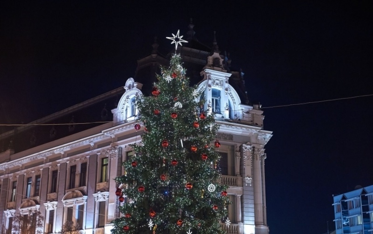 Idén is megrendezték a Nyugdíjas Karácsonyt a Kodály Zoltán Általános Iskolában