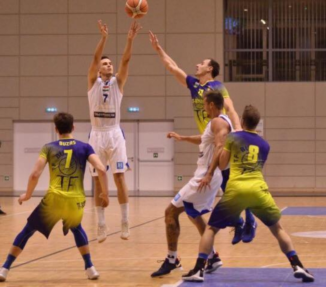 Izgalmas mérkőzés - Miskolcon nyert a Nyíregyháza Blue Sharks a kosárlabda bajnokságban