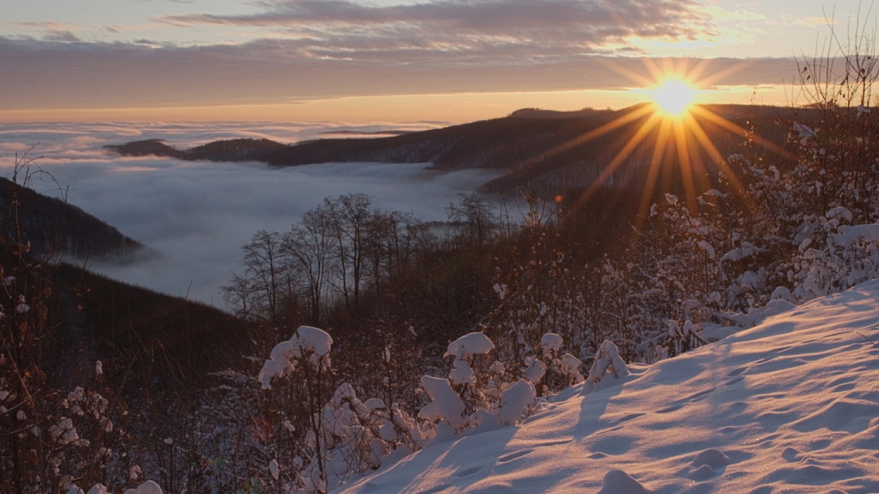 Derült, napsütéses lesz a hétfő, ködre csak naplemente után kell számítanunk