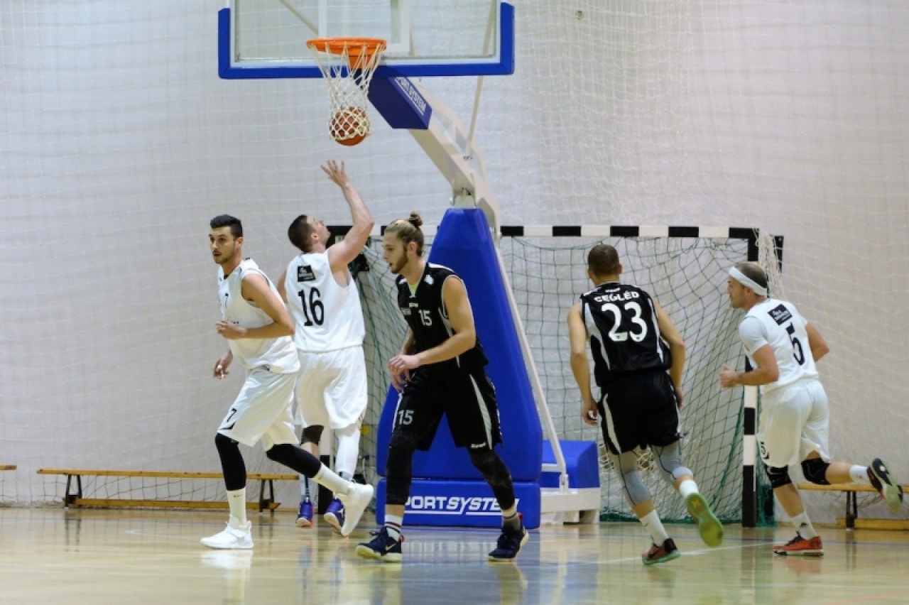 Magabiztosan - jó játékkal győzött első 2018-as hazai meccsén a NYIKSE