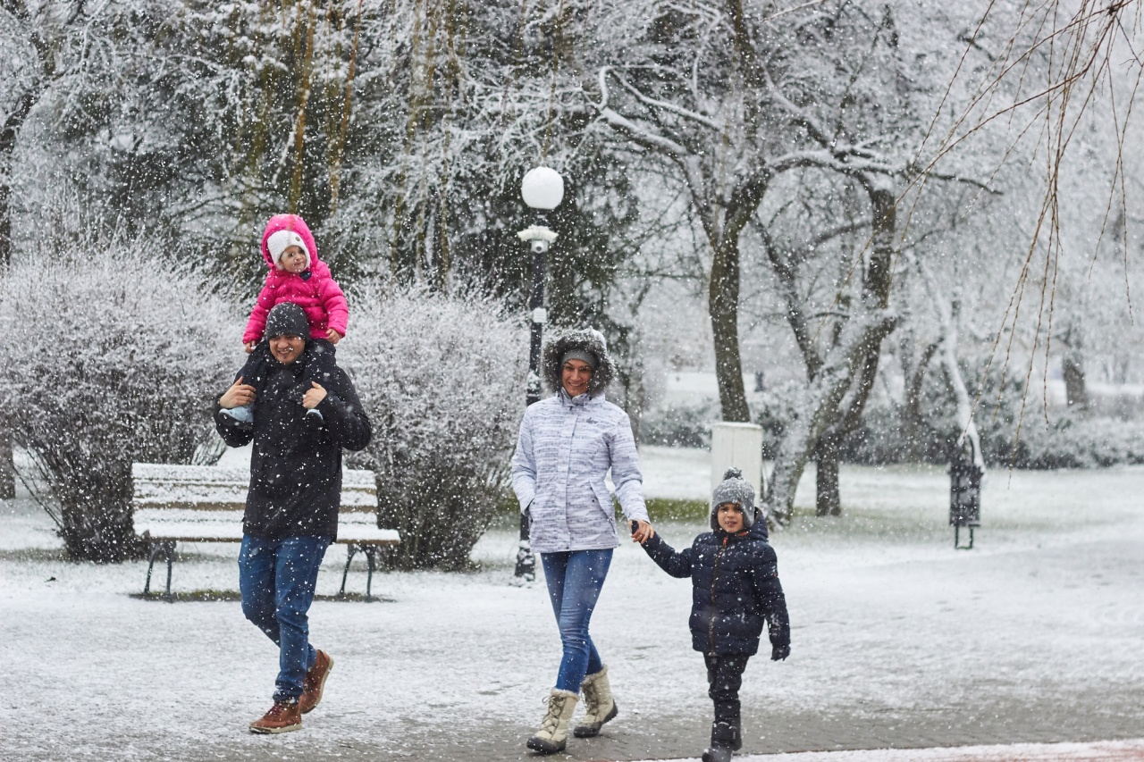 Végre! – Hatalmas pelyhekben hull a hó Sóstón