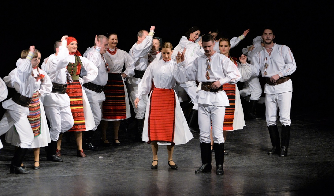 „Engedem, hadd menjen..." - Bíró József táncművészre emlékeztek