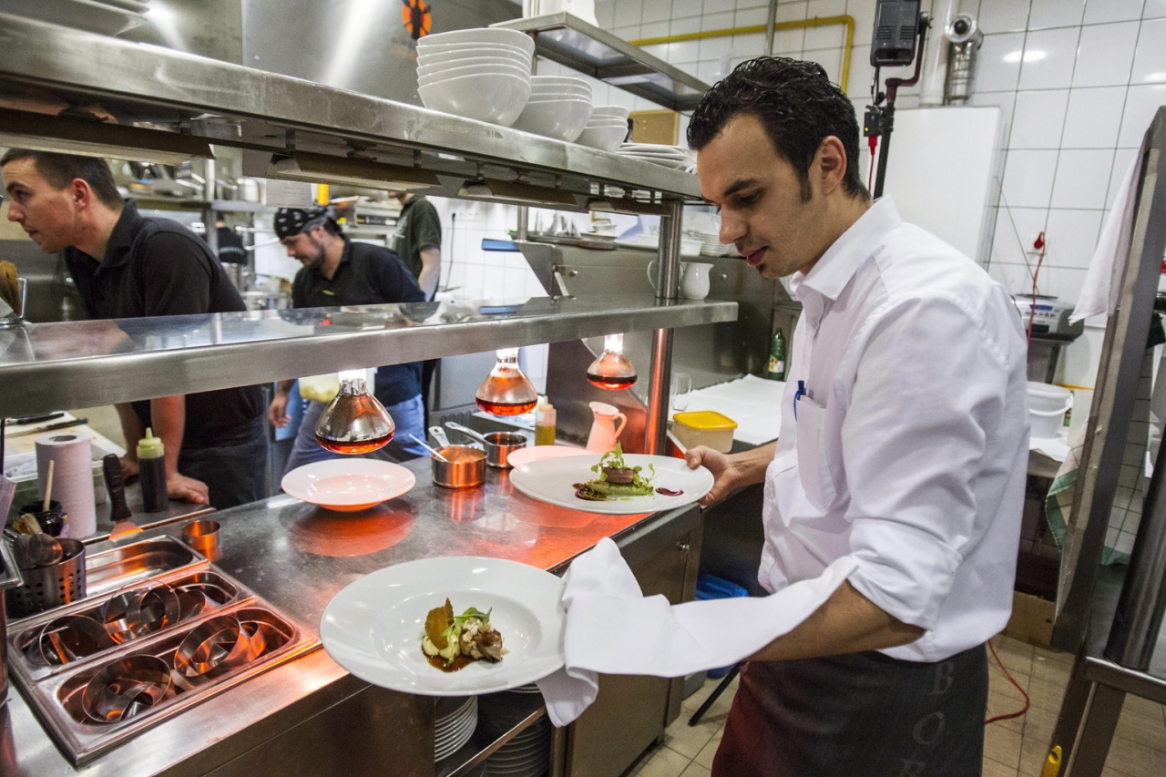 Áfacsökkentés – Még kivárnak a vendéglátósok