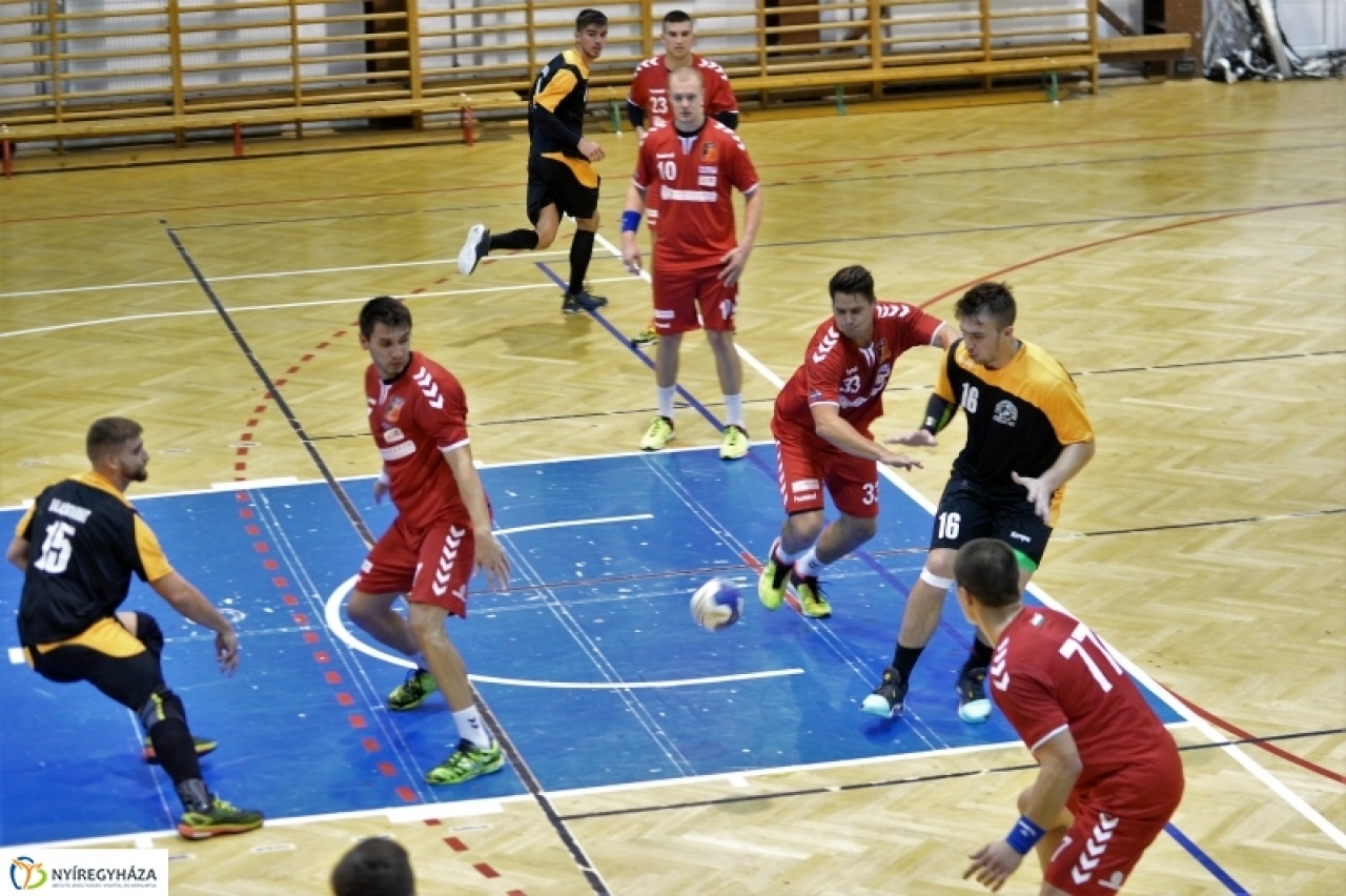 Nyitányként egy győzelem - Ózdon nyert a férfi kézilabda együttes