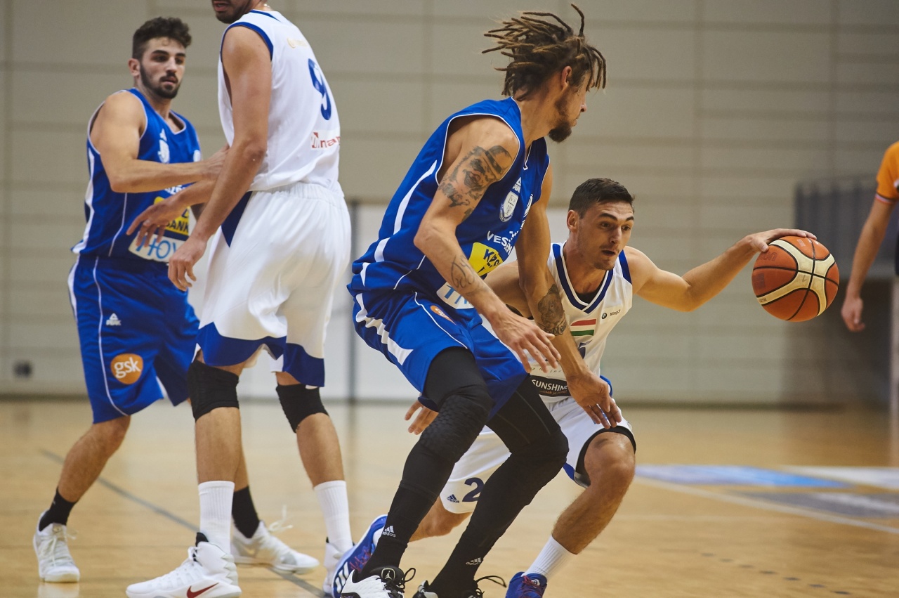 Bajnoki és kupadöntő előtt a kosarasok - készül a Nyíregyháza Blue Sharks