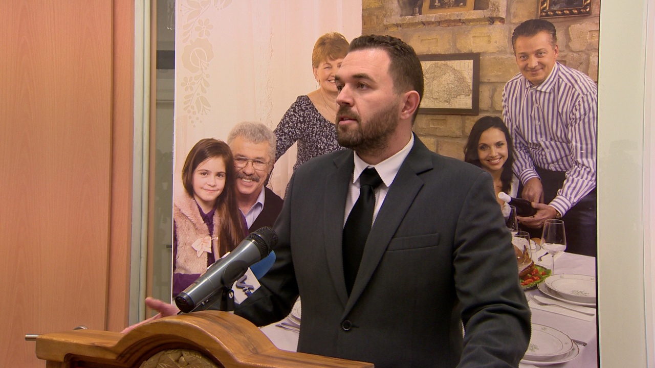 A megyei uniós-topos fejlesztési rendszer átvizsgálása szükséges