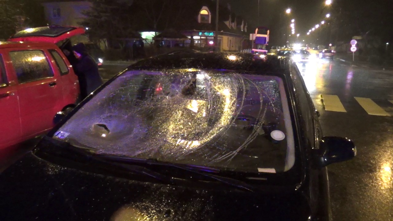 Súlyos sérülésekkel szállították kórházba a Garibaldi utcán elgázolt férfit