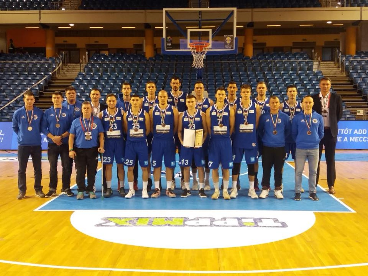 Ezüst - második lett a férfi kosárlabda Hepp Kupában a Nyíregyháza Blue Shark