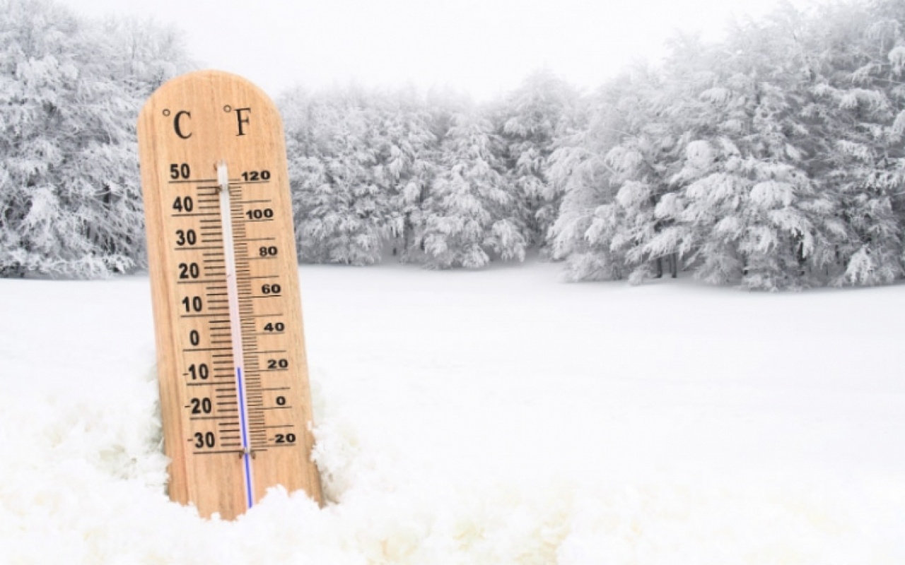 Vörös kód riasztás lép életbe szombaton a várható extrém hideg miatt