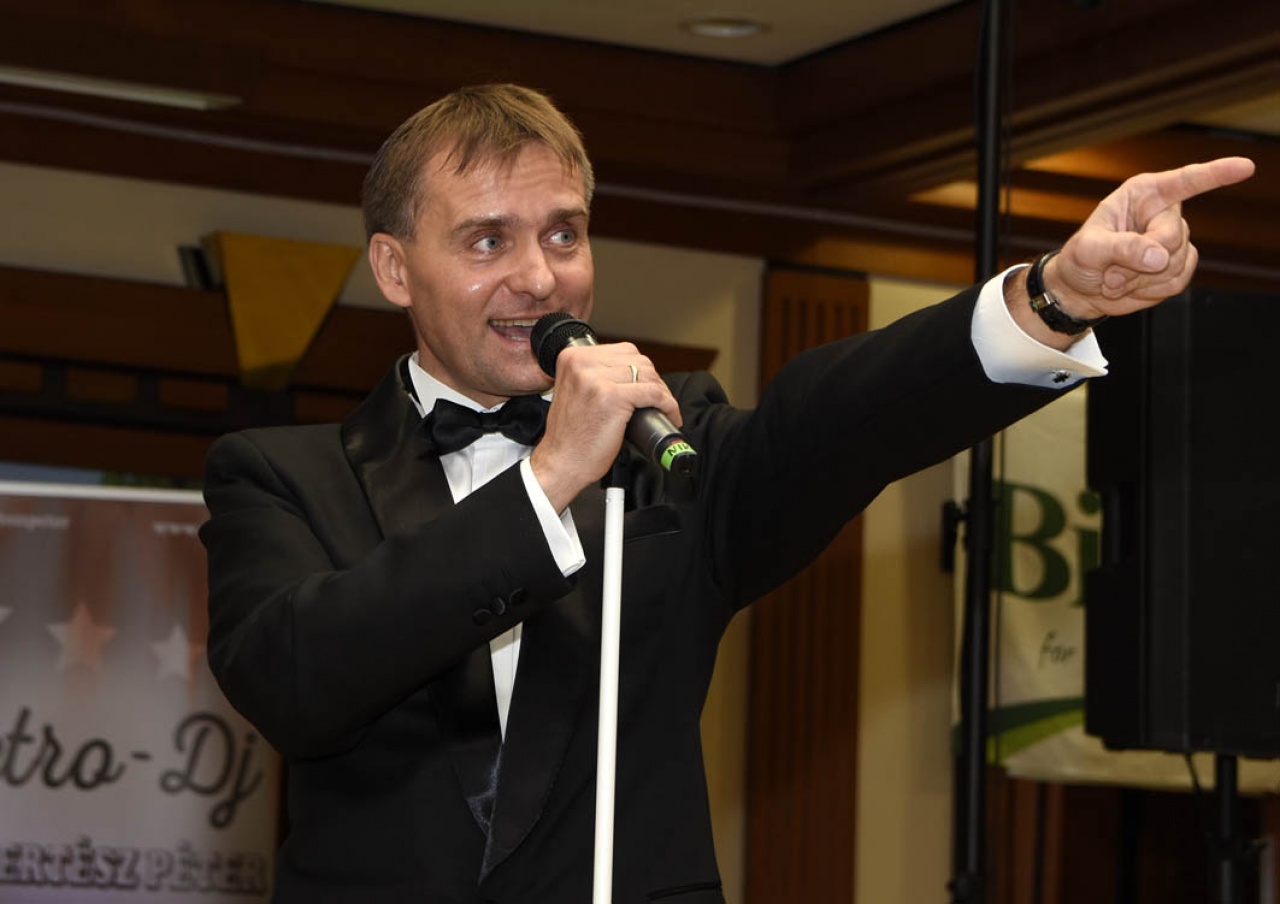 Szavak Embere: „Nekem a műsorvezetés hivatás és küldetés”