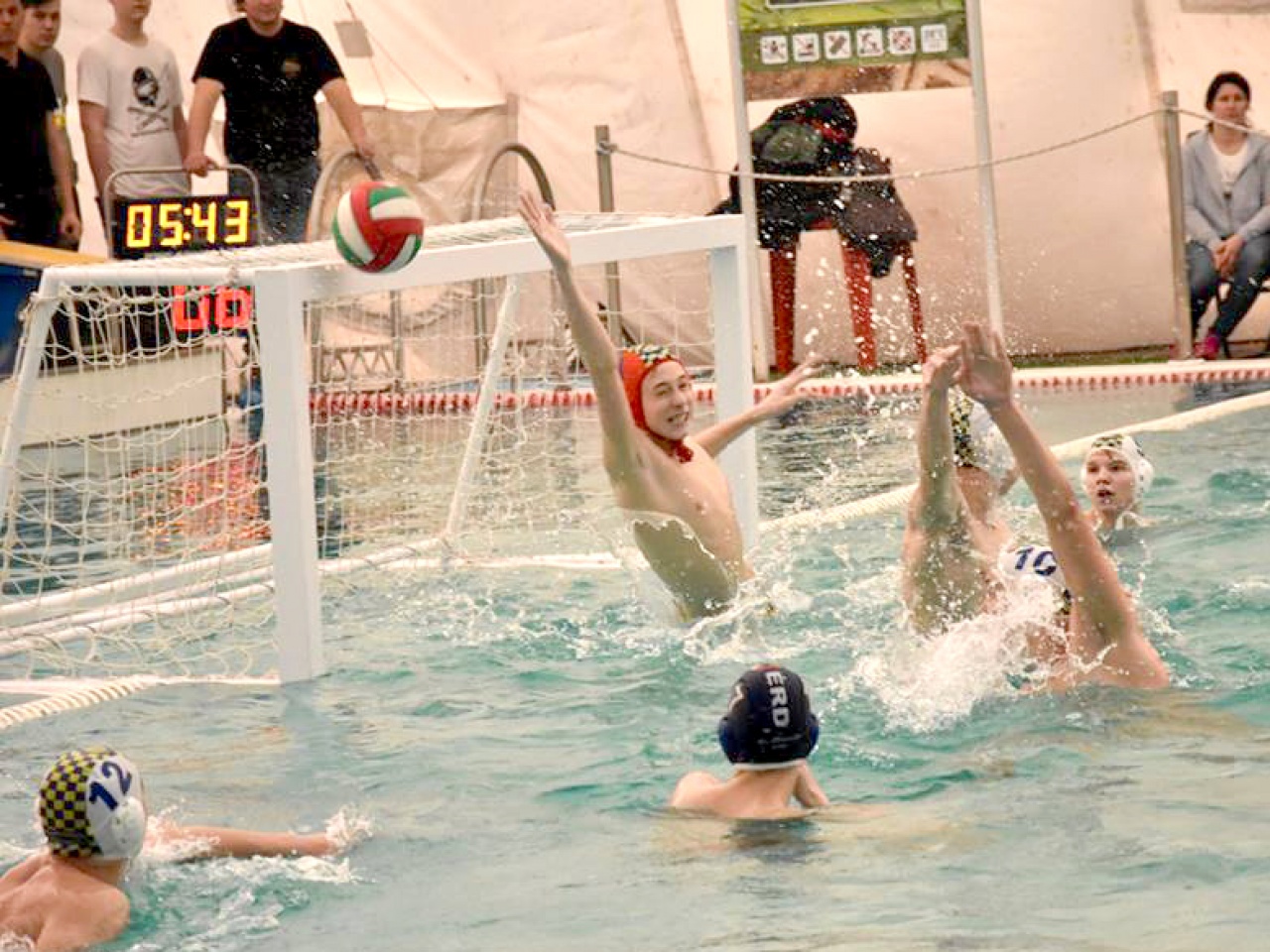 Meglepetés nélküli kötelező