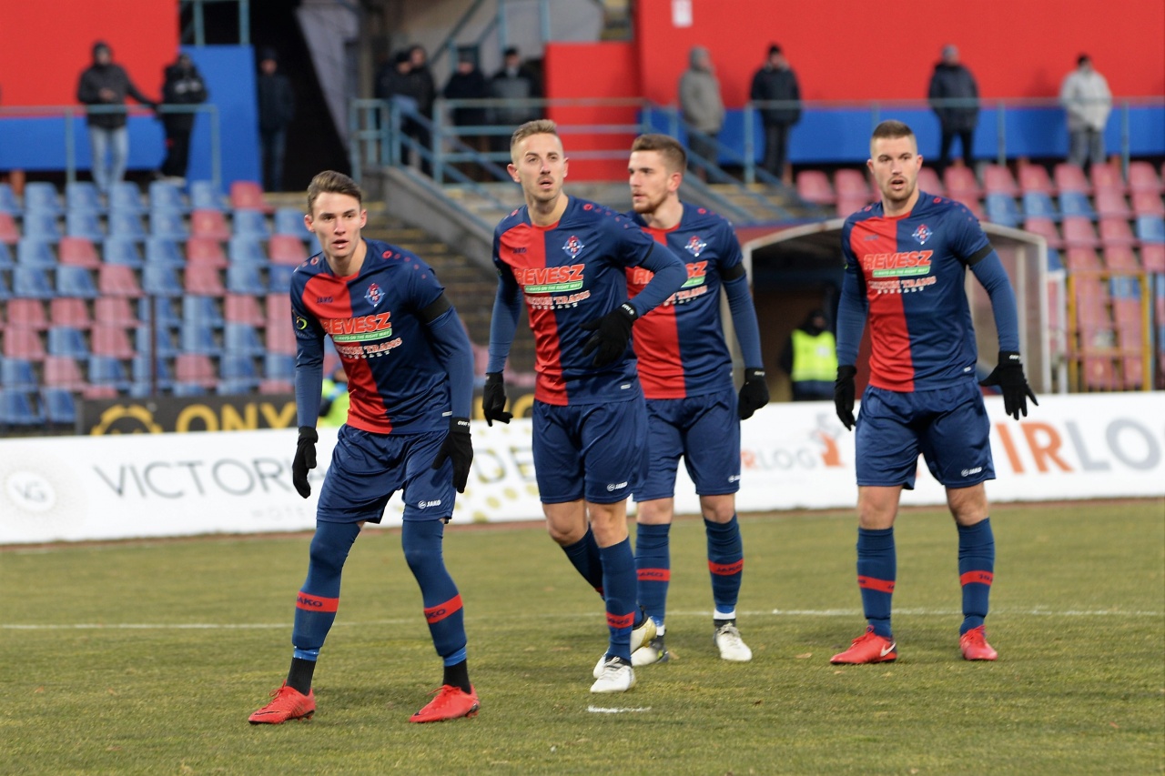 Döntetlen - nem bírt egymással az NB-II-ben a Soroksár és a Szpari